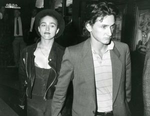Madonna . Sean Penn 1987 Hollywood.jpg